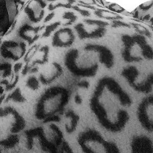 🚨!!CLOSET CLOSED!! 🚨 REVAMP COMIN SOON!!